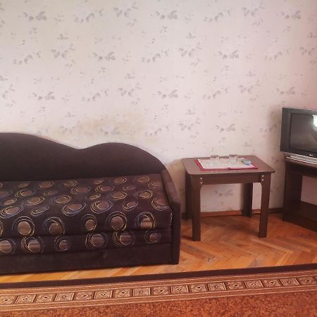 Комунальне Підприємство Готель Україна Zolochiv Bagian luar foto